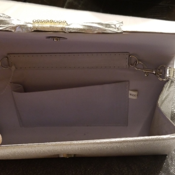 Nordstrom Silver Rhinestone Clutch & Match Shawl - Picture 6 of 8